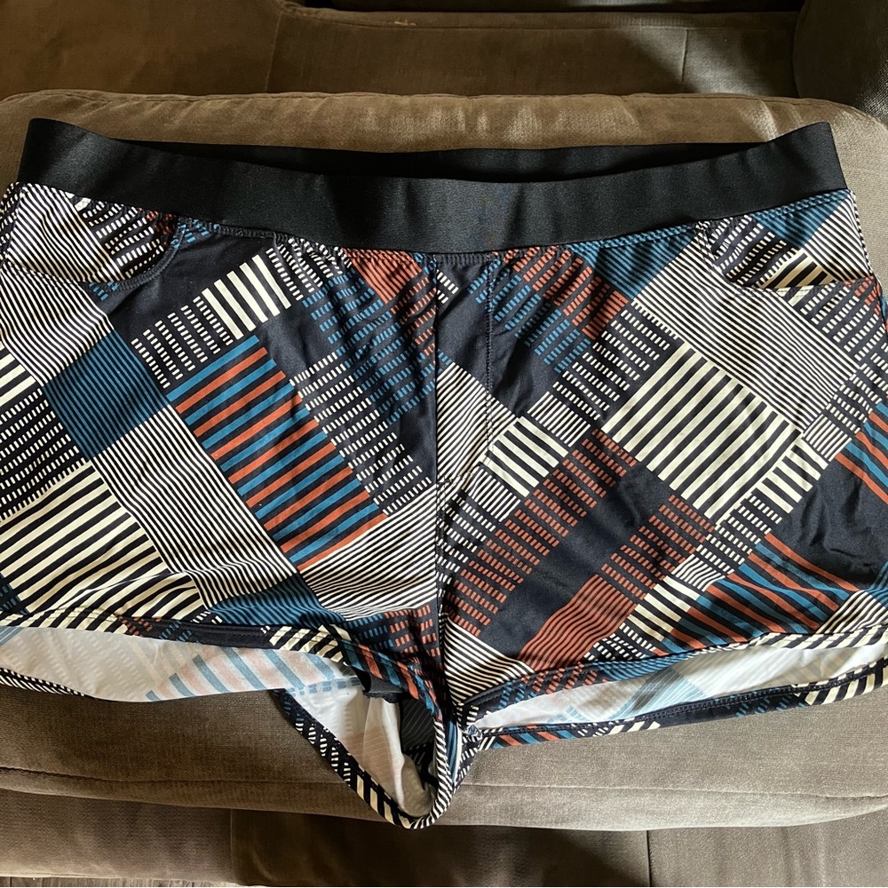 Carve Designs Black and White swim trunks/bottoms with Deco Pattern